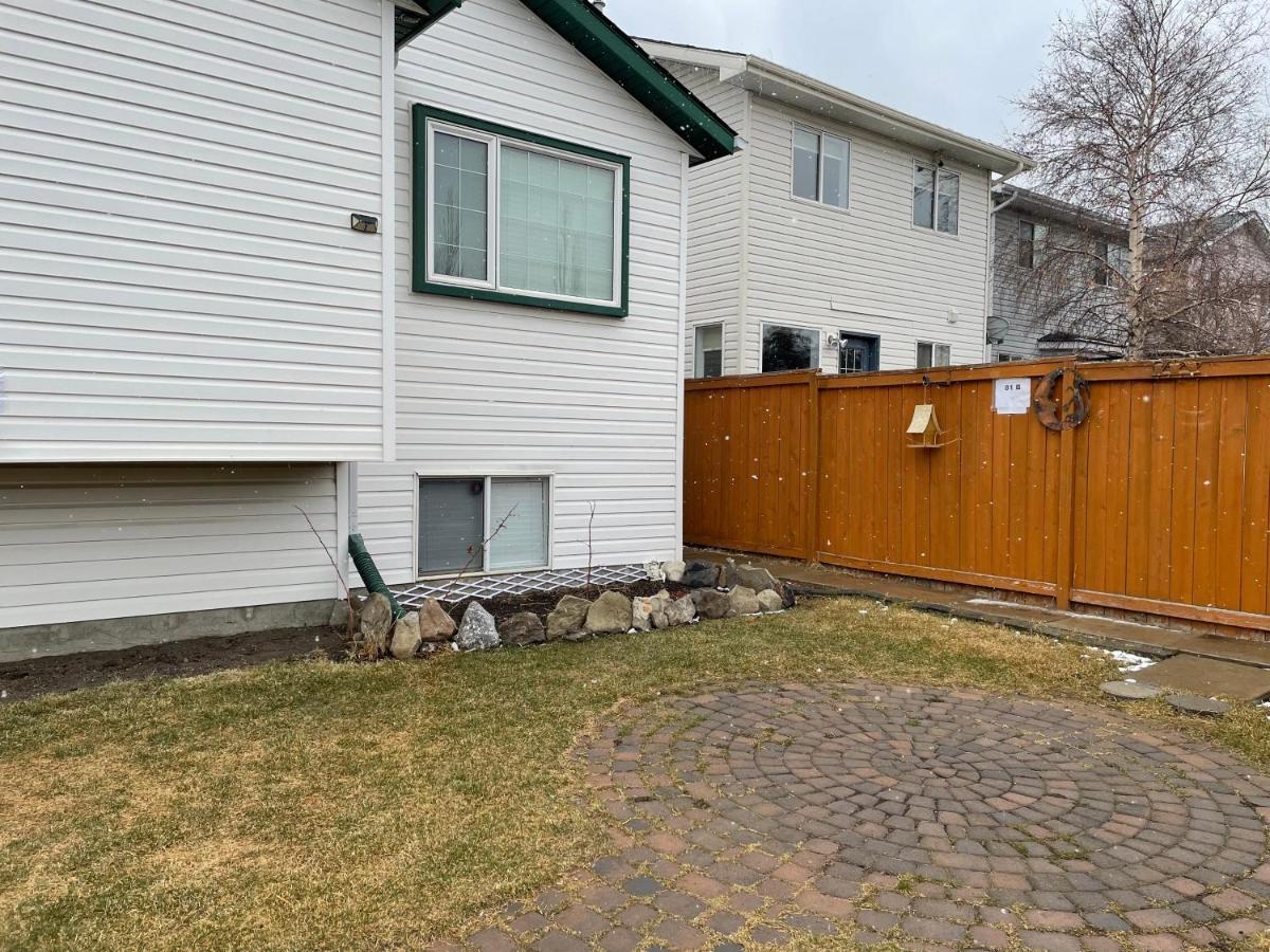 Apartment Super Luxury & Cozy Lower Level In Nw Calgary, Ab Close To Banff Calgary